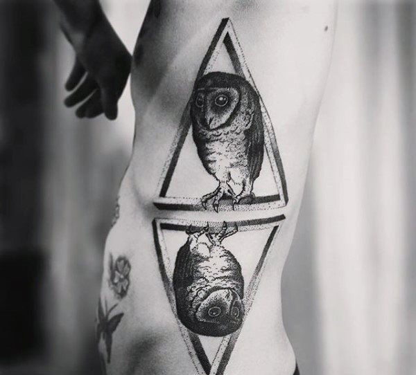 Dreiecken tattoo 125