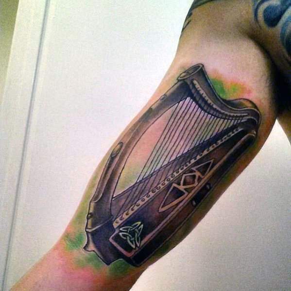 Harfe tattoo 21