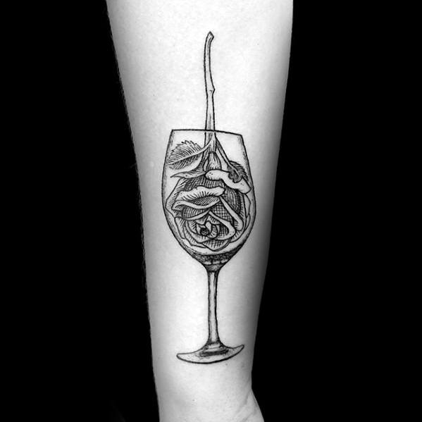 Wein tattoo 75