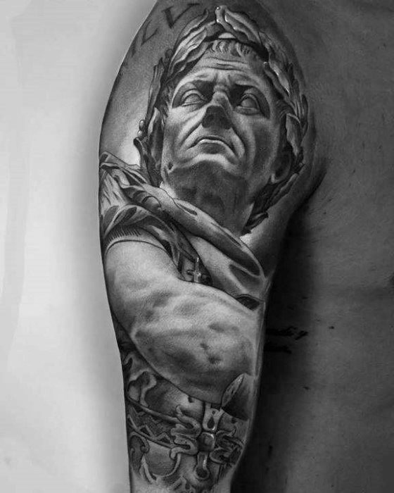 romische Statue tattoo 77