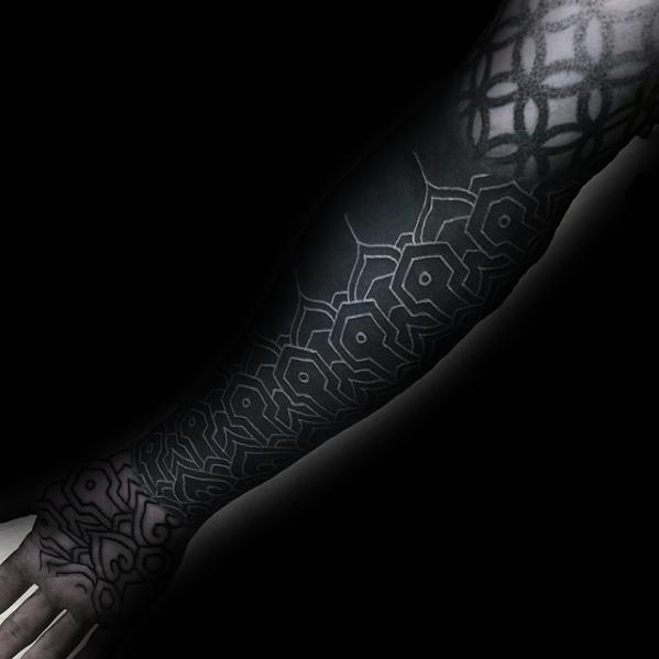 schwarz blackout tattoo 61