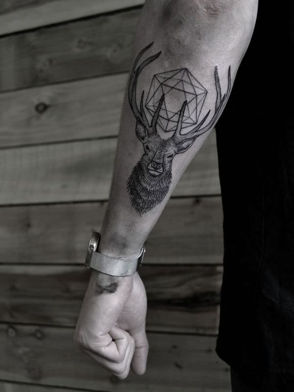 Tattoos mit bedeutung unterarm männer Tattoo Ring