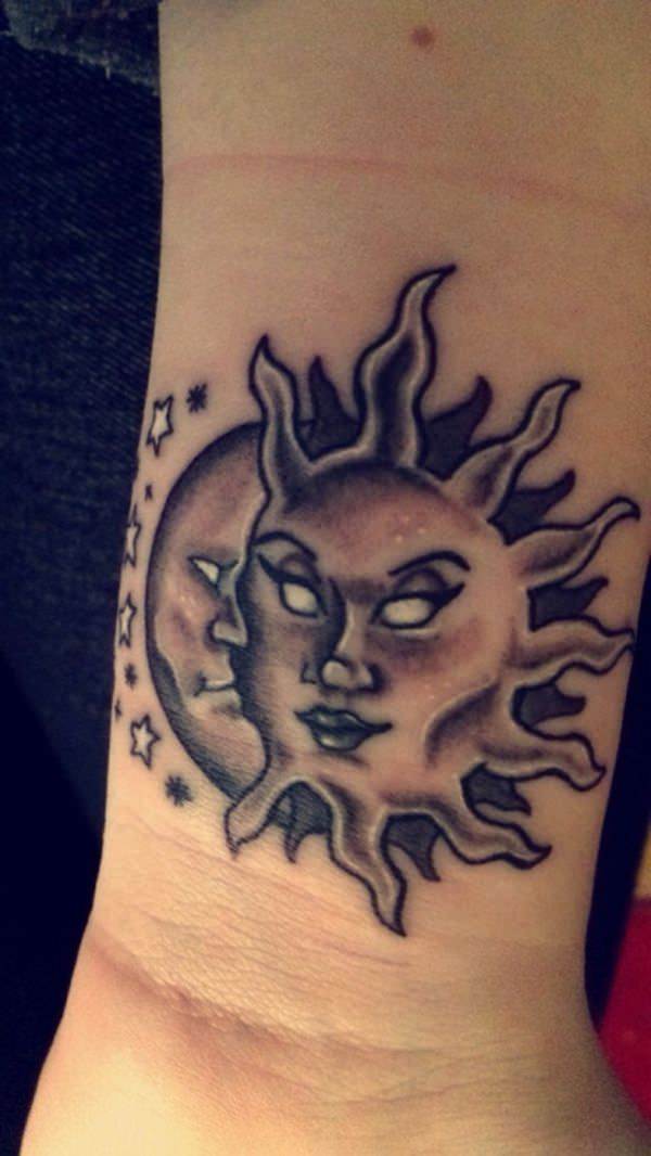 Sonne und Monds tattoo 137