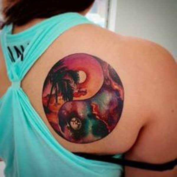 Sonne und Monds tattoo 174