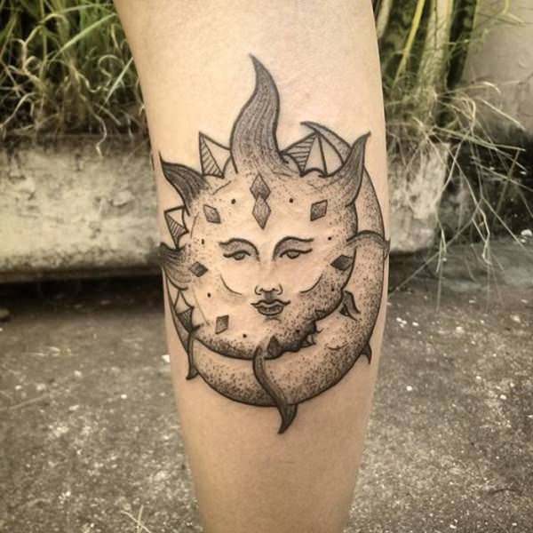 Sonne und Monds tattoo 186