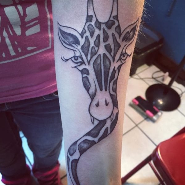 giraffe tattoo 108