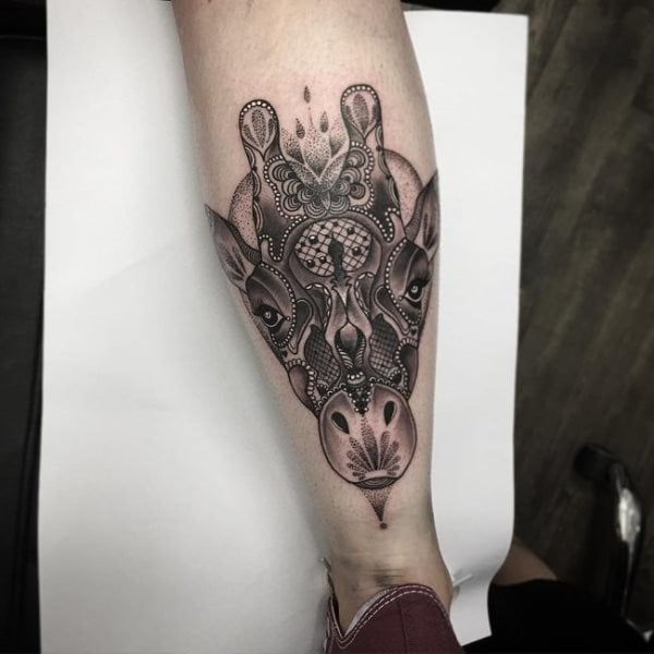 giraffe tattoo 134
