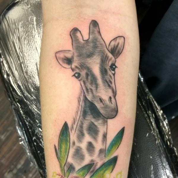 giraffe tattoo 186