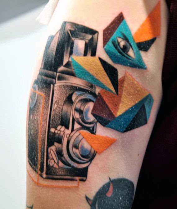 Kamera tattoo 09