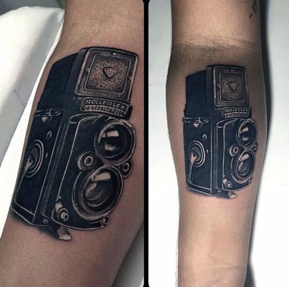 Kamera tattoo 93