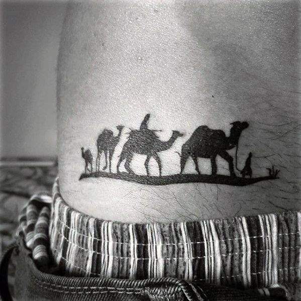 35 Kamel-Tattoos (mit ihrer Bedeutung)