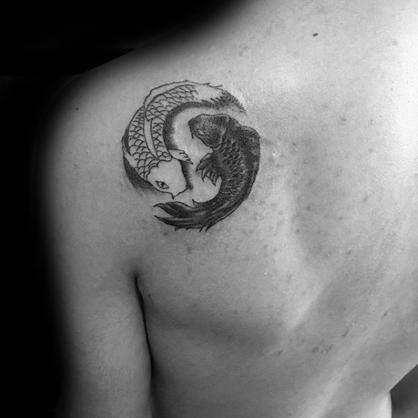 Koi-Fischen Yin-Yang bilden tattoo 56