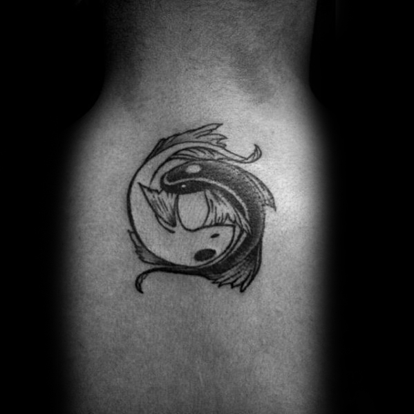 Koi-Fischen Yin-Yang bilden tattoo 76