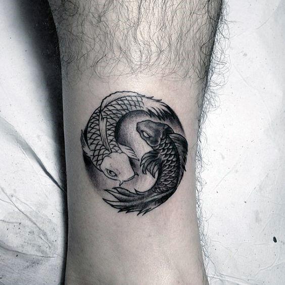 Koi-Fischen Yin-Yang bilden tattoo 80