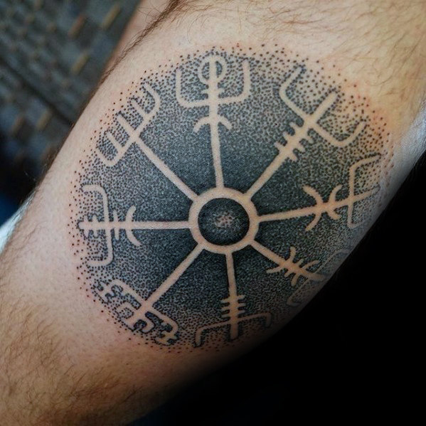vegvisir-wikinger-kompass-tattoo 122