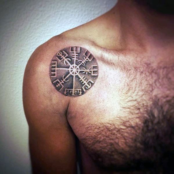 vegvisir-wikinger-kompass-tattoo 64
