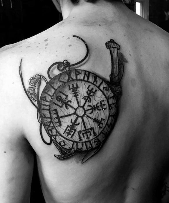 vegvisir-wikinger-kompass-tattoo 90