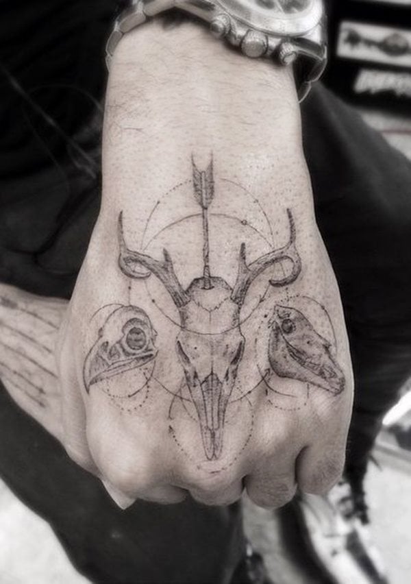 hand tattoo 1025