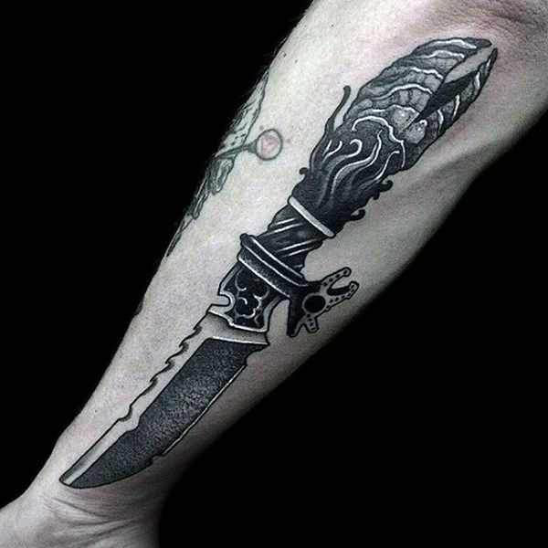 Messer tattoo 302