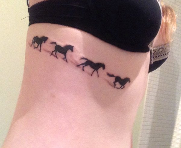 pferd tattoo 377