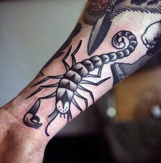 skorpion tattoo 134
