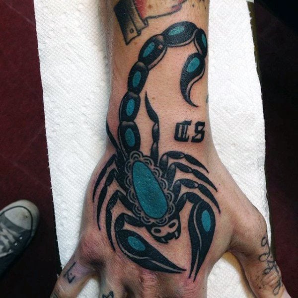 skorpion tattoo 68