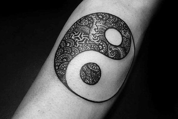 yin yang symbole tattoo 25