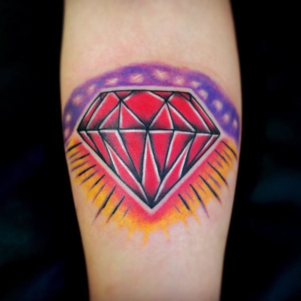 diamant tattoo 77