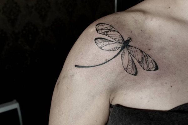 libelle tattoo 476