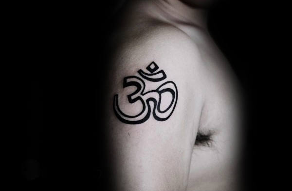 Om-Symbol-Tattoo 12