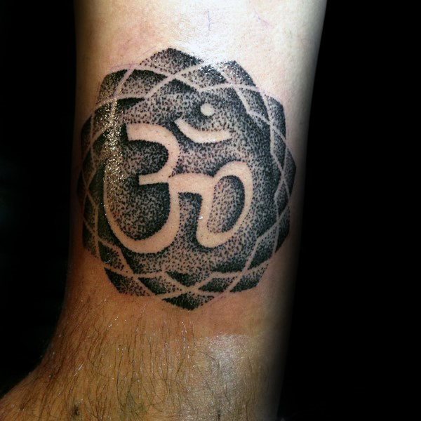 Om-Symbol-Tattoo 123