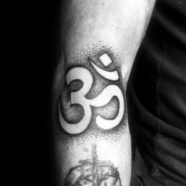 Om-Symbol-Tattoo 129