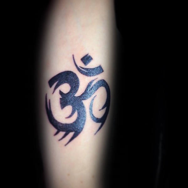 Om-Symbol-Tattoo 15