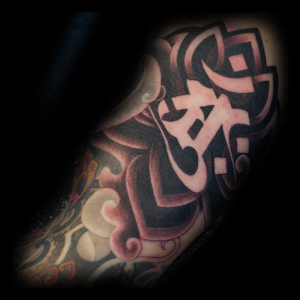 Om-Symbol-Tattoo 81
