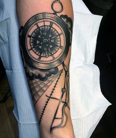 kompass tattoo 97
