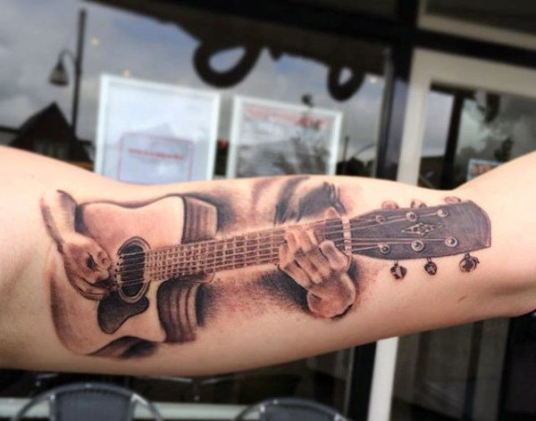 gitarre tattoo 76