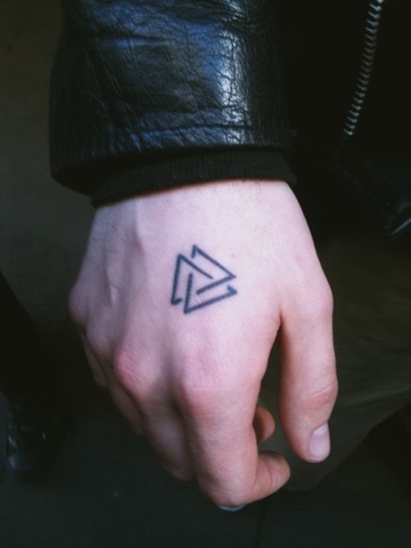 geometrische tattoo 712