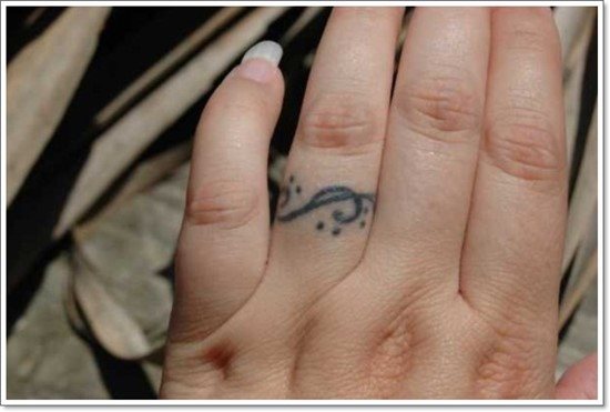 ring tattoo 520
