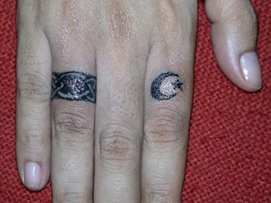 ring tattoo 530