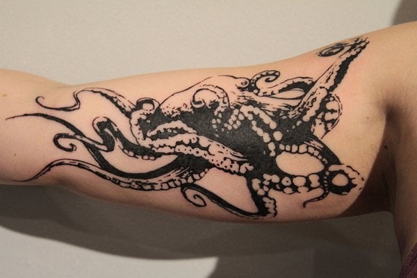 krake tintenfische tattoo 23