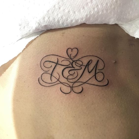 initialen tattoo 116