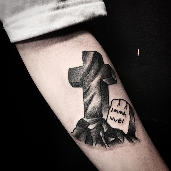 kreuz tattoo 178