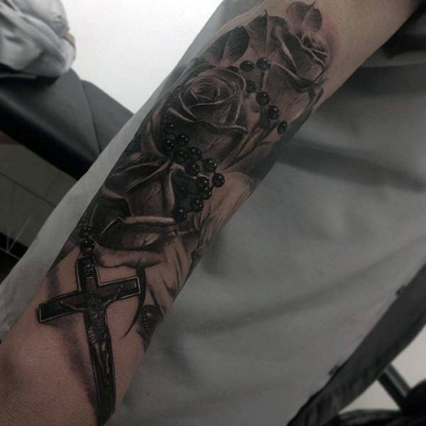 Kreuz mann arm tattoo Unterarm Kreuz