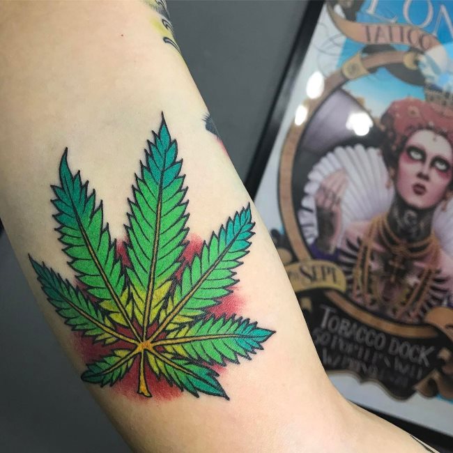 cannabis tattoo 37