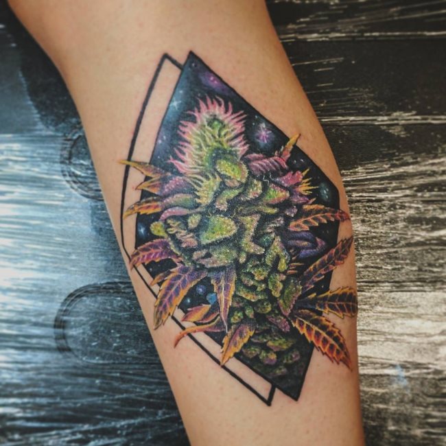 cannabis tattoo 41