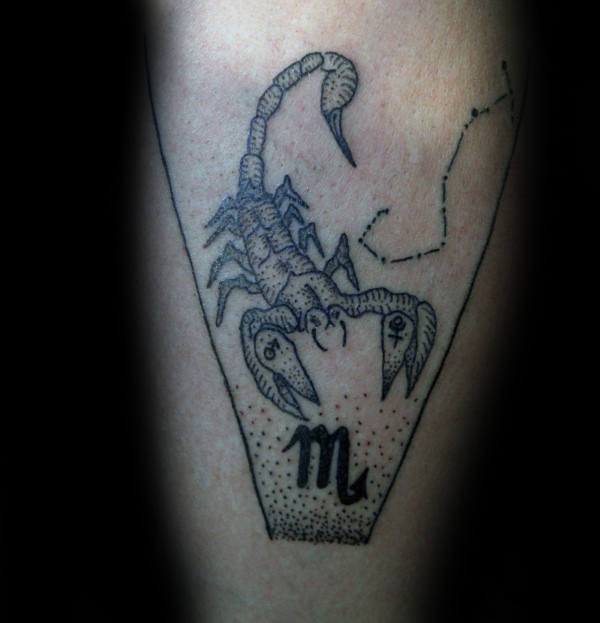 Skorpion-Sternzeichen-Tattoo 207