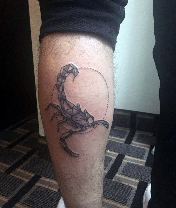 Skorpion-Sternzeichen-Tattoo 57