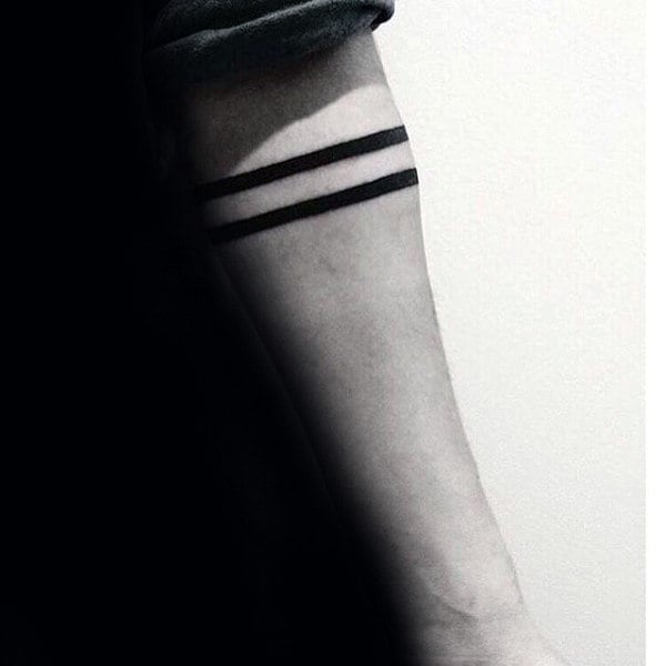 schwarze Armband-Tattoo 81