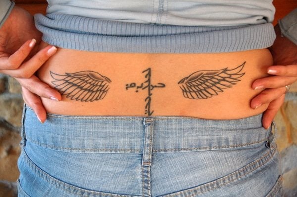70 Tattoos auf dem unteren Rücken für Frauen