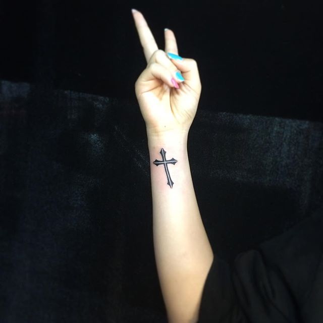 cross tattoo 03
